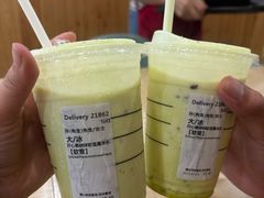 -星巴克(杭州桐庐利时广场店)