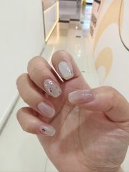-尤米一站式美甲美睫