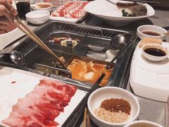 -海底捞火锅(杭州萧山宝龙广场店)