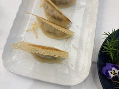 -品海楼·大连海胆锅贴馆(东港店)