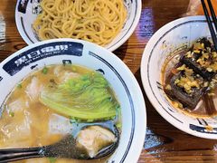 -黑白电视长沙小吃(美林M·LIVE天地东座店)