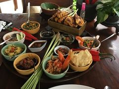 -DiAtas by Art Cafe Bumbu Bali