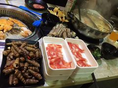 鸳鸯火锅-探烧自助烤肉火锅(百易店)