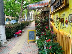 -Rabbit Cafe私房西餐甜点咖啡(栖霞路店)