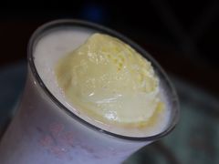 -赵记传承特色牛奶甜品(泉城广场店)