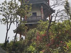 -梅岭月亮湾山体公园