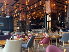 大堂-THE CANNERY&JUJU 新鲜海鲜·牛排美食酒廊