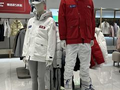 -百联奥特莱斯广场(南京店)