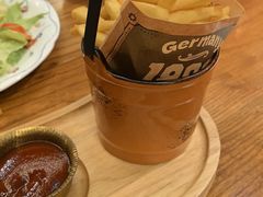 -1886德国汽车餐厅(外滩中央店)