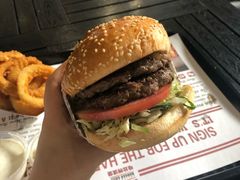 -The Habit Burger Grill 哈比特汉堡(爱琴海店)
