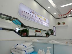-蕾特恩专业祛痘·皮肤管理
