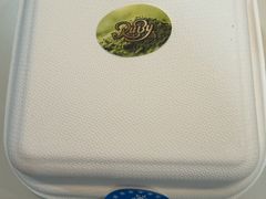 -红宝石·鲜奶小方·海派西点房(金杨店)