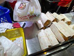 -Bánh Mì Huynh Hoa