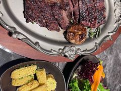 -LESCEDARS Brasserie Bistro香柏树