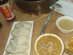-濠轩阁特色生蚝火锅(水湾路店)