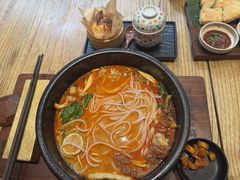 -银米·云南传统过桥米线(双廊黑金冠店)