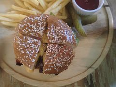 -羽深肉铺 Steak & Wine