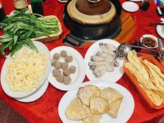 -花苑美食横琴生蚝火锅(拱北粤华路店)