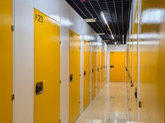 -安东易迷你自助仓储寄存仓库(草桥店)