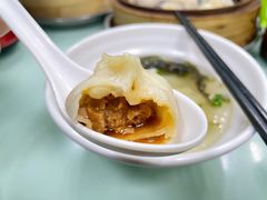 蟹黄汤包-食惠里小笼包面馆(越秀店)