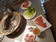 -山焱·炭火自助烤肉(周浦万达店)