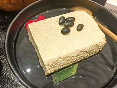-德天肥牛海鲜火锅(城西银泰店)