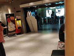 -麦当劳(中山公园龙之梦店)