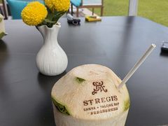 -三亚亚龙湾瑞吉酒店·宴悦Driftwood·游水海鲜·牛排·草坪·私人定制