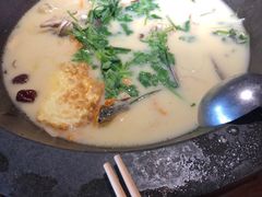 -咕嘟草帽鱼·牛奶一样的鲜鱼汤(包河万达广场创始店)