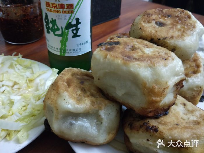 宝瑞门钉肉饼店门钉肉饼图片
