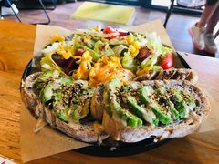 牛油果吐司-251#coffee roasters(沿河东路店)