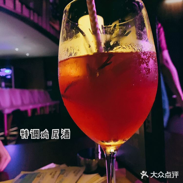 林肯爵士乐上海中心打卡 - 光速乐队