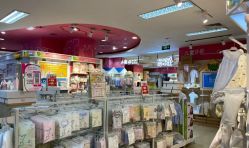 -孩子王(奥克斯广场店)