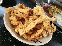-茅草房·河畔园林火锅