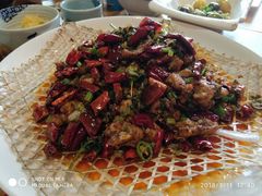 -自贡盐帮菜·玩辣餐厅(樱花园西街店)