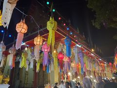 -周日夜市