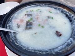 皮蛋瘦肉粥-东方之珠海鲜酒楼(南开店)