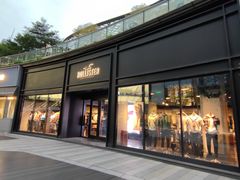 -Hollister(天环广场店)