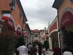 -佛罗伦萨小镇广佛名品奥特莱斯(疏港路店)