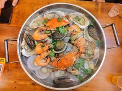 -老东镇啤酒屋海鲜加工·蒸汽海鲜·海鲜烧烤(台东店)