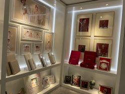 点击看大图 -唯一旅拍·颂当代影像艺术中心(上城店)