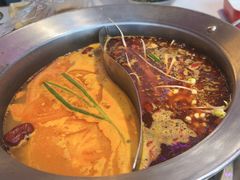 -钢管厂五区小郡肝串串香(奥克斯广场锦城万达店)