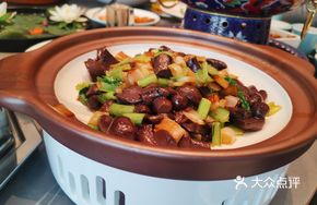 Braised Pork with Mushrooms