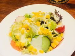 农场田园沙拉-1886德国汽车餐厅(外滩十六铺码头店)