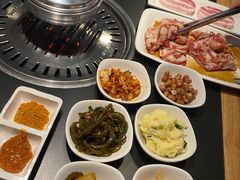 -韩聚屋韩国烤肉餐厅(新北万达店)