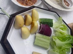 -品海楼·大连海胆锅贴馆(东港店)