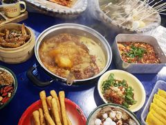 -马路边边串串香(苗栗路店)