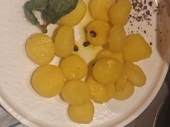 -黑金·寻焰自助百汇·烤肉·火锅(中街店)