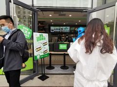 -老乡鸡(武汉中南梅苑小区地铁站店)