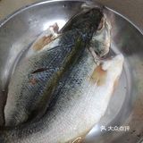 不想想标题不想写标题的蒸鲈鱼。